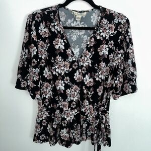 A Love Story Women's XL V-Neck Tie Waist 3/4 Sleeve Black Floral Top Lightweight